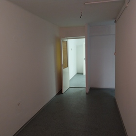 Kiadó utcai bejáratú üzlethelyiség/iroda - Kép 8.