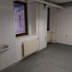 Kiadó utcai bejáratú üzlethelyiség/iroda - Kép 9.